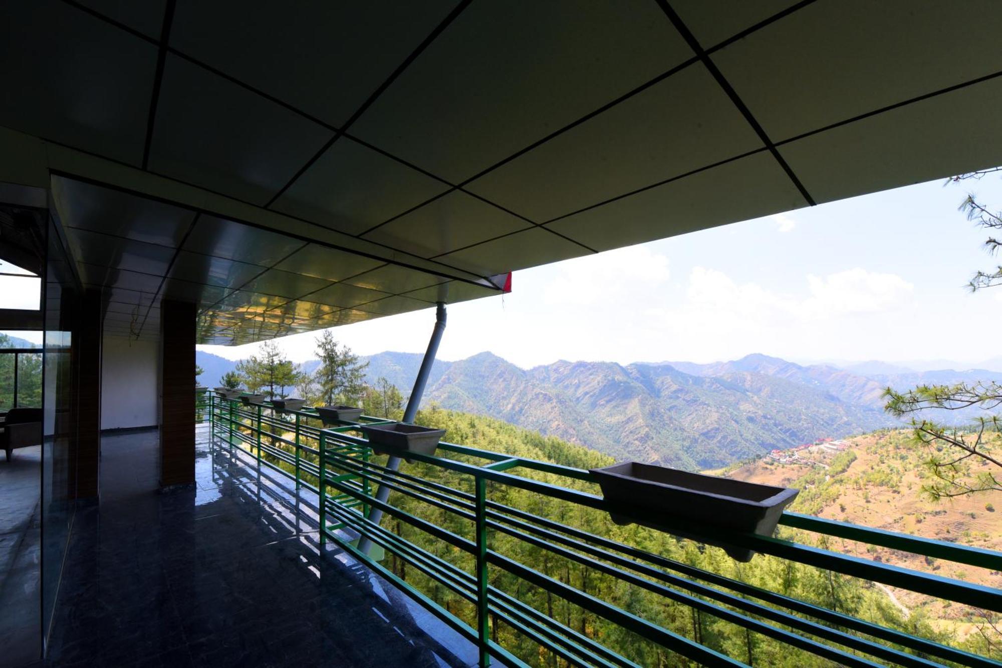Aachman Nature Valley Resort Mashobra By Naina Staycation- Private Parking - Balcony And Valley View Rooms ชิมลา ภายนอก รูปภาพ