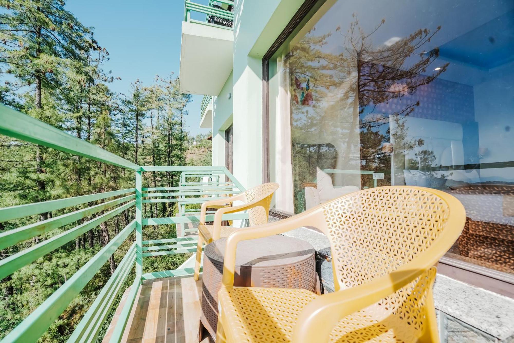 Aachman Nature Valley Resort Mashobra By Naina Staycation- Private Parking - Balcony And Valley View Rooms ชิมลา ภายนอก รูปภาพ